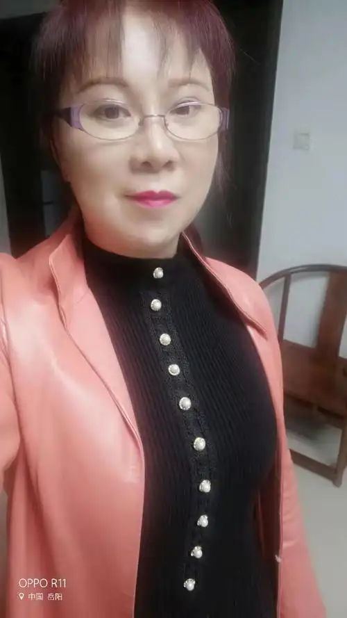 57岁离异女征婚照片(id:2931794)_重庆重庆征婚交友_我主良缘网