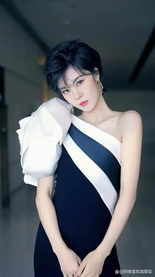 灵魂歌者郁可唯16年唱80首ost没火一场失误造就封