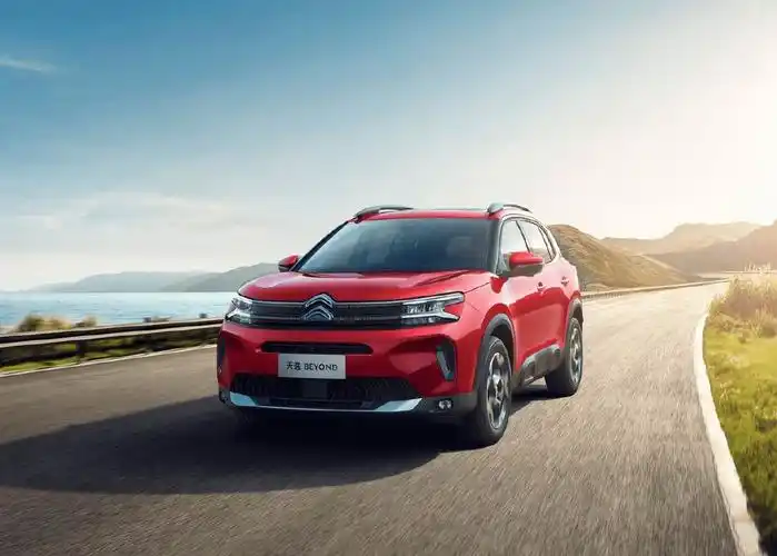 雪铁龙天逸c5新增顶配车型 售18.27万元