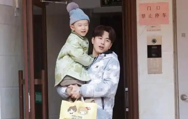 爸爸当家3总导演兰迪不同职业爸爸回家带娃带来新思考