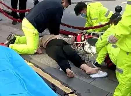 女孩去世,才22岁_生活_孙侨潞_急救