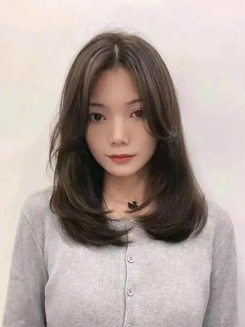 最新流行女发,款式多样,越剪越时尚|发型|短发|脸型|披肩发|层次感_网