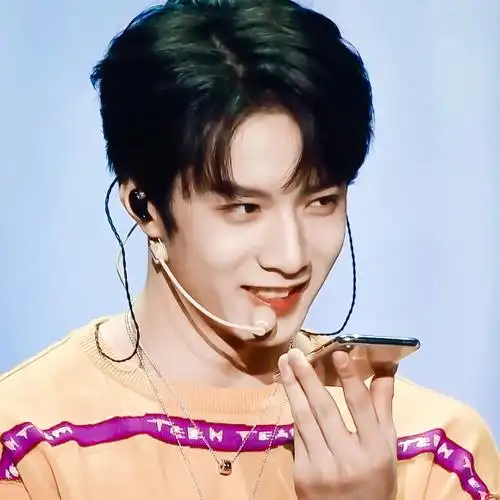 时代少年团刘耀文头像