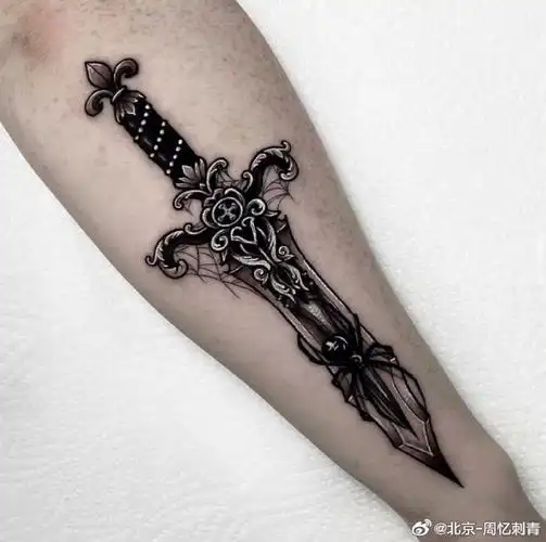 今日纹身图案分享    暗黑手臂纹身    #纹身分享##纹身设计##北京