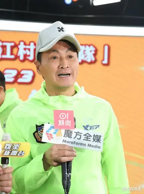 "不老男神"何家劲自认苦命人,一双手揭示真实生活状态_福气_视频_内地