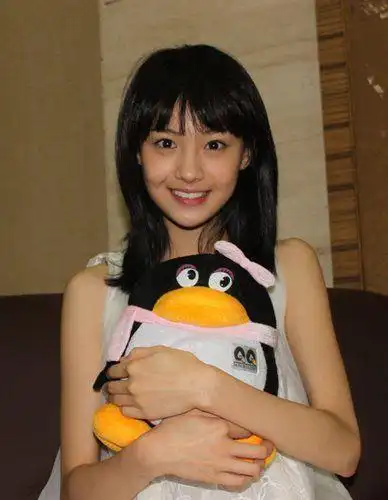 郑爽 腾讯企鹅 可爱 清纯 中国内地90后女演员