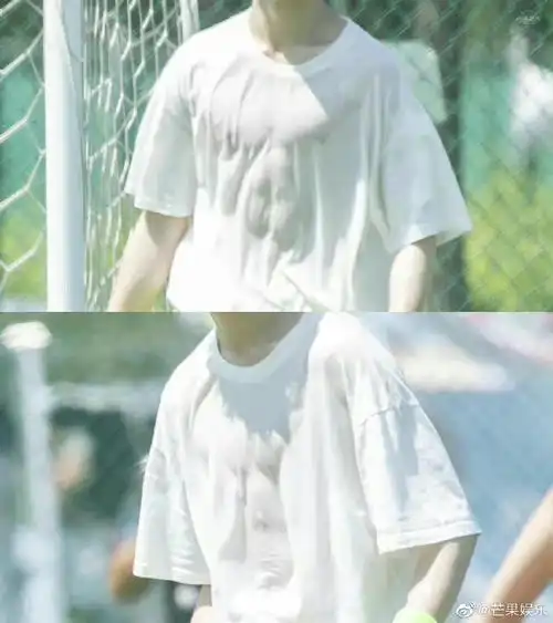 丁程鑫的腹肌线条