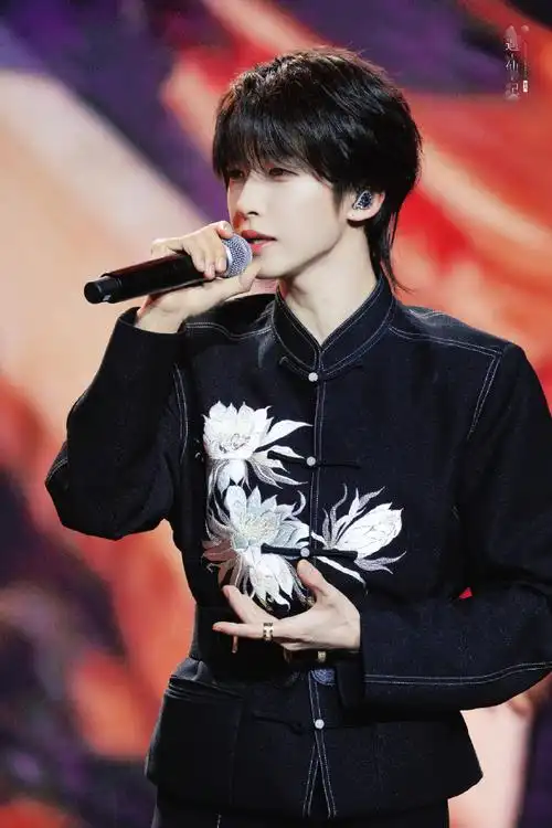 刘宇国风美少年##刘宇中国品牌日晚会