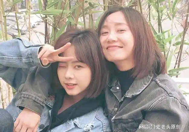 谭松韵不远千里参加,第二次抢到手捧花|婚姻|黄晓明_网易订阅