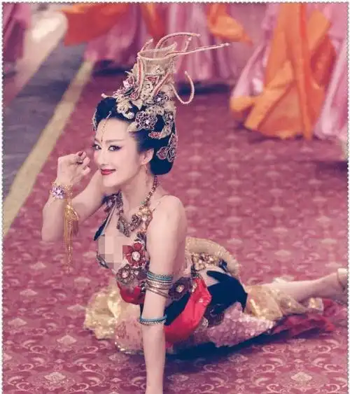 不算什么,铂金段位的曼娘才是压轴大戏|段位|铂金|李依晓_新浪新闻