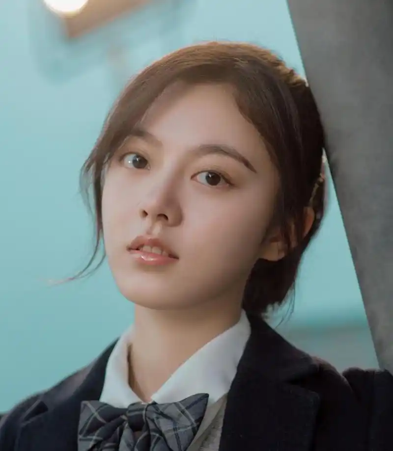 赵今麦的身材问题 赵今麦的最新照片引发网友热议,她的形象一直充满