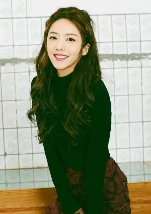 抗日奇侠中的清纯女主角蔡文静