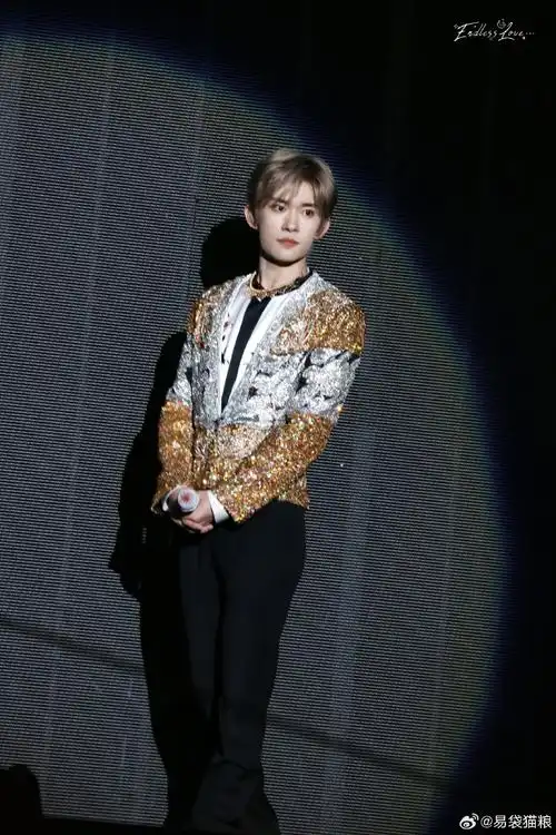 易烊千玺##易烊千玺电影小小的我