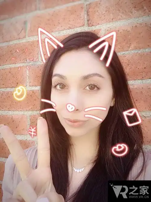 尽显古灵精怪 美图秀秀出品美颜  ar自拍