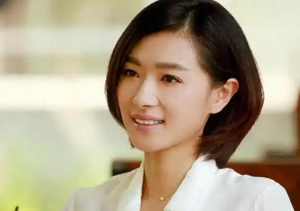 万茜公开谈丈夫女儿(老公却迟迟不露面)(2)