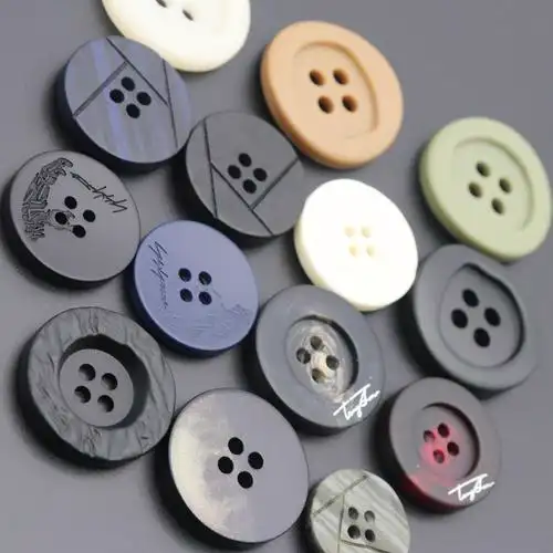 四眼树脂衣服装饰扣西装裤子钮扣男女毛呢大衣风衣纽扣扣子百搭