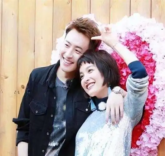 吴昕郑凯被曝恋情,疑似同屋已交往多年,对方口径都对上了