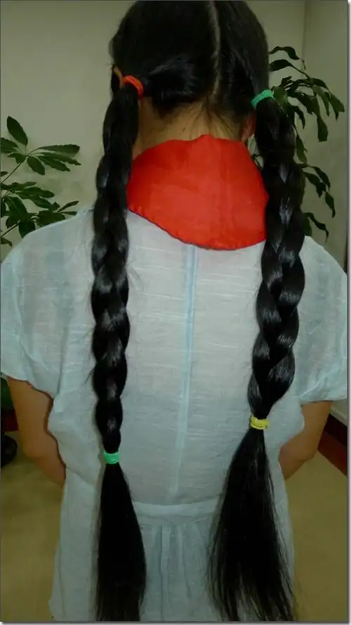 剪下姑娘自然乌黑的65公分对辫-上海ww314#(3) 剪发_中国长发