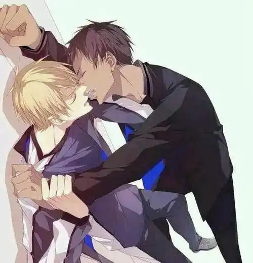 类似这种的图片只要男的 或者两个男的很亲密的图片 啊啊啊啊kiss的更