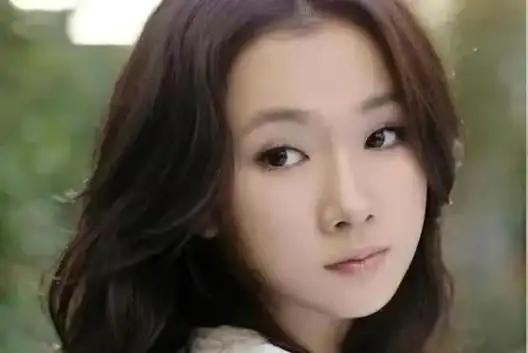 朱亚文错过初恋后独宠沈佳妮12年我的荷尔蒙只对老婆释放