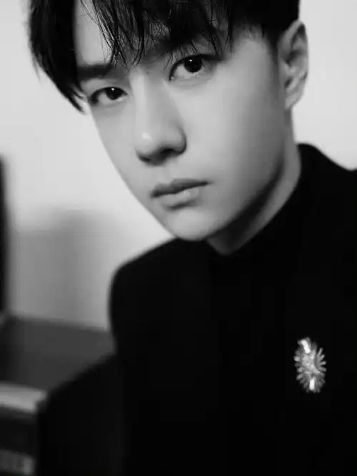 向全世界安利王一博##王一博酷盖