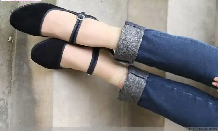 【布鞋情怀】布鞋美足诱惑(配牛仔裤)(128p)