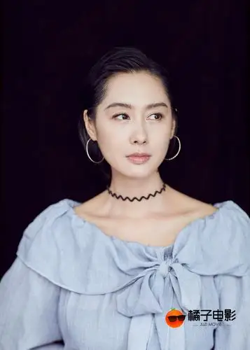 组图:朱茵最后一部爱情片《二次初恋》9月1日甜蜜上映