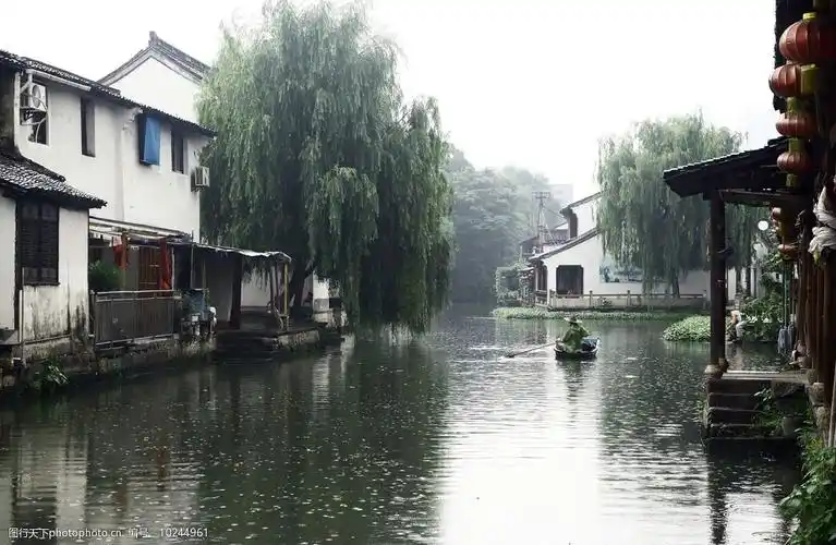 关键词:雨中的绍兴古城 绍兴 绍兴古城 江南 古城 雨 摄影 旅游摄影