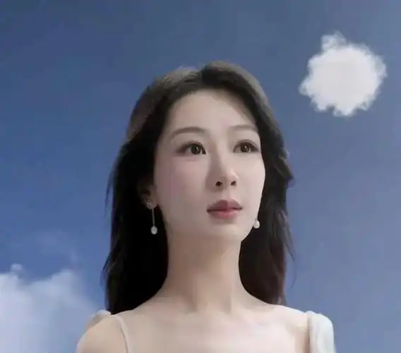 最新状态上热搜,脸部馒化肿胀变化大|演员|整容|娱乐圈|女明星_网易