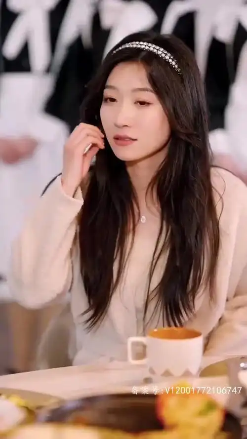 漂亮后妈甜翻全家(王格格)1