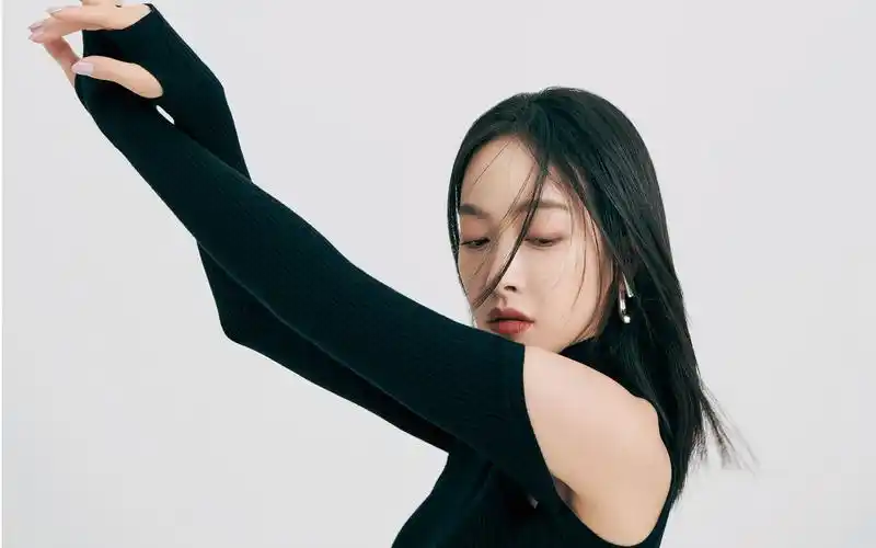 宋茜针织毛衣性感高清桌面壁纸