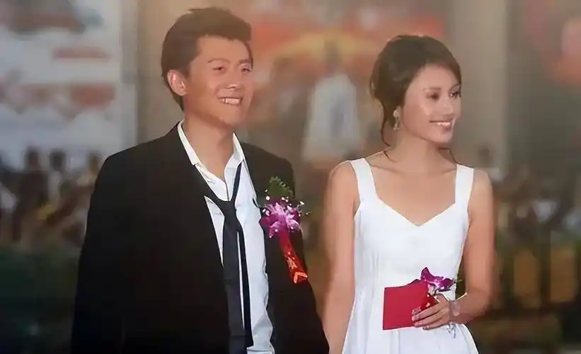 网友:听袁泉一席话,少吵十年架_生活_家庭_夏雨