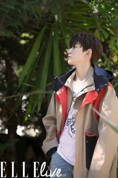 王源恋情疑云揭秘他与李恩童的亲密关系