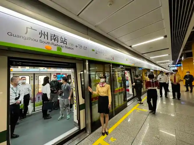 驰骋广佛逐梦湾区广州地铁7号线西延顺德段正式开通初期运营