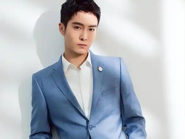 曾经很火却备受争议的3位明星,有人再无新作,有人依旧