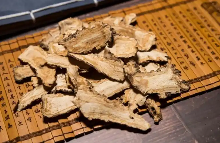 58岁女子坚持吃当归,活血化瘀,抗血栓,后来怎么样?