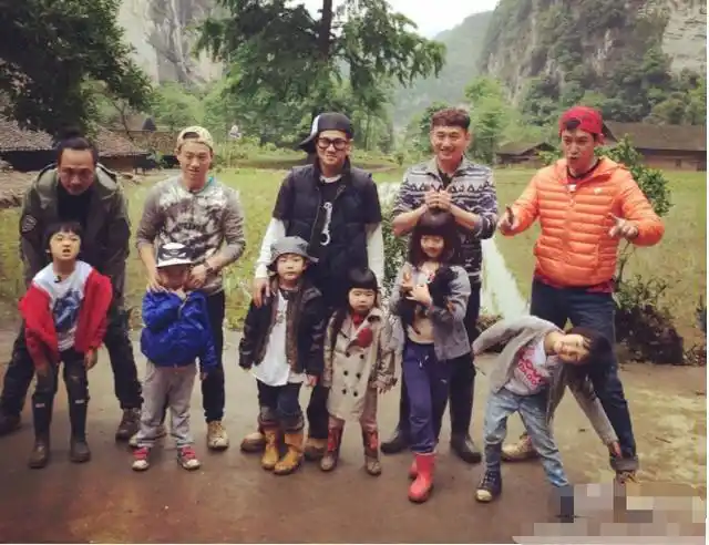 能被称为变脸式成长的除了易烊千玺还有年仅十岁的他