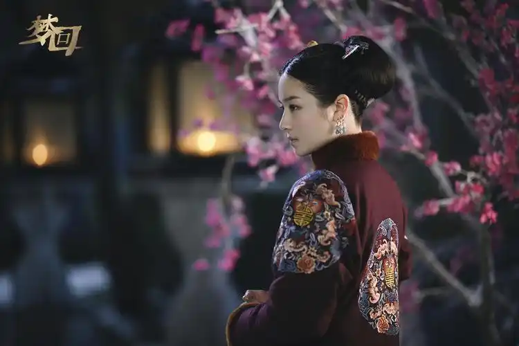 李兰迪《梦回》剧照 微胖界女神已变身!