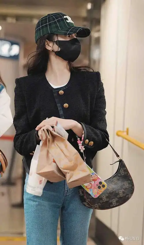 赵丽颖的颧骨怎么消失了?