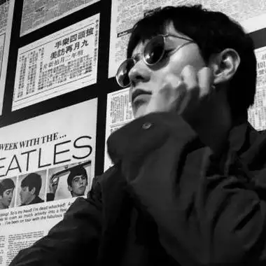 个性微信头像男黑白 男生头像图片大全 -【爱个性】