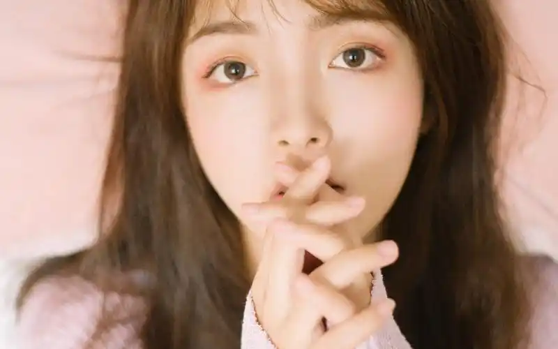 清新性感美女私房写真,高清图片,电脑桌面-壁纸族