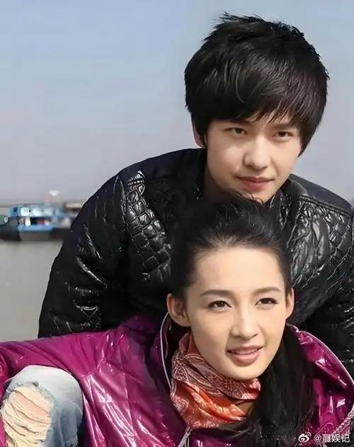 18岁的杨洋和19岁的李沁相遇,那时的他们年轻又有些天真