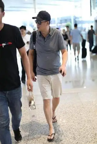 张嘉译的包好大_黄轩的很大