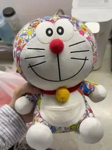 优衣库村上隆公仔 机器猫 哆啦a梦 全新正品 口袋有一丢丢脏