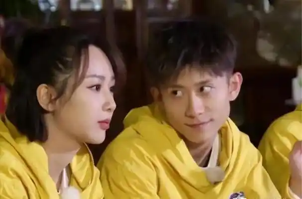 娱乐圈13对双向奔赴神仙友情!没想到"拽妃"和"熹贵妃"是闺蜜