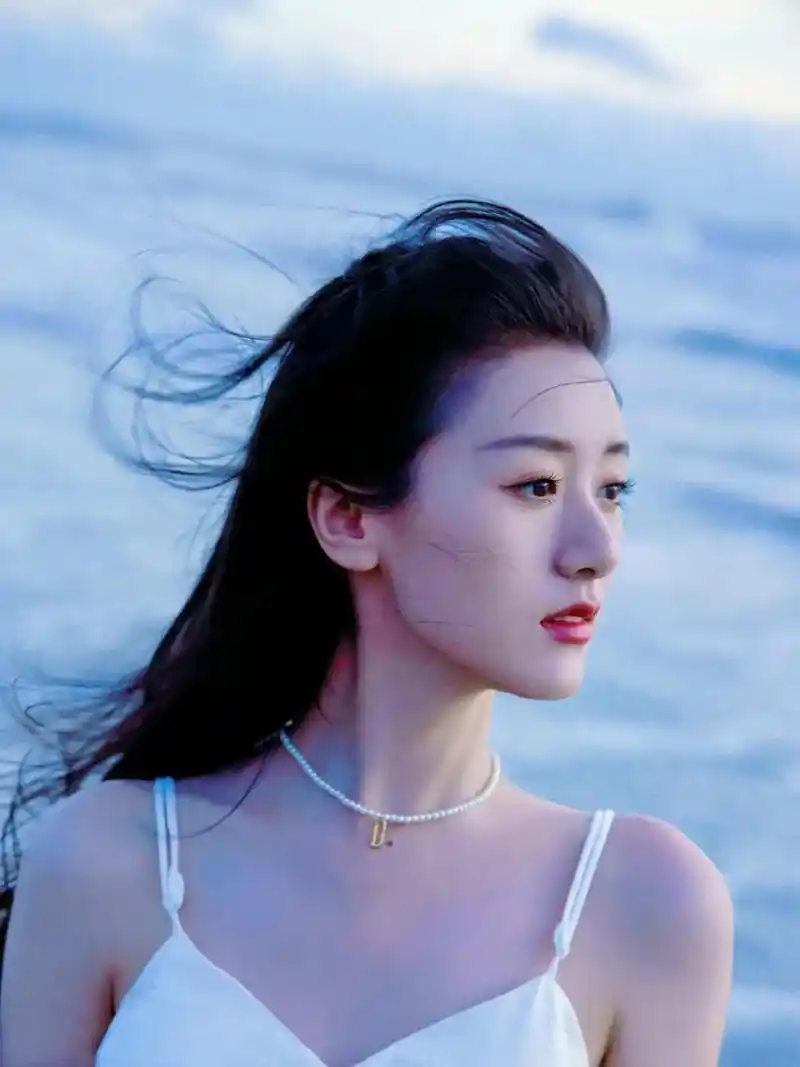 时尚领域爱好者 袁冰妍神仙颜值高清大长腿图片 袁冰妍