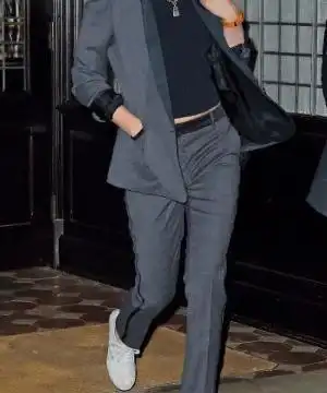 女士休闲西装搭配什么鞋子1