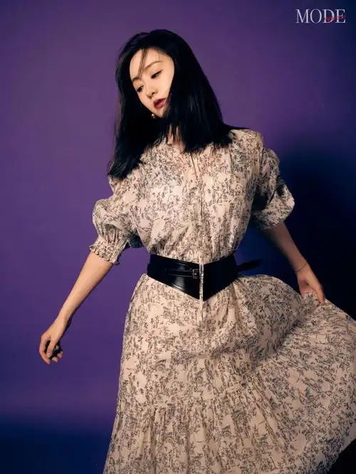 【#modemagazine#】modemagazine超话x@杨蓉.