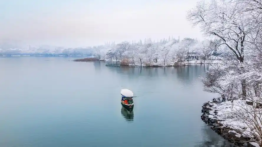 杭州西湖唯美雪景图片桌面壁纸
