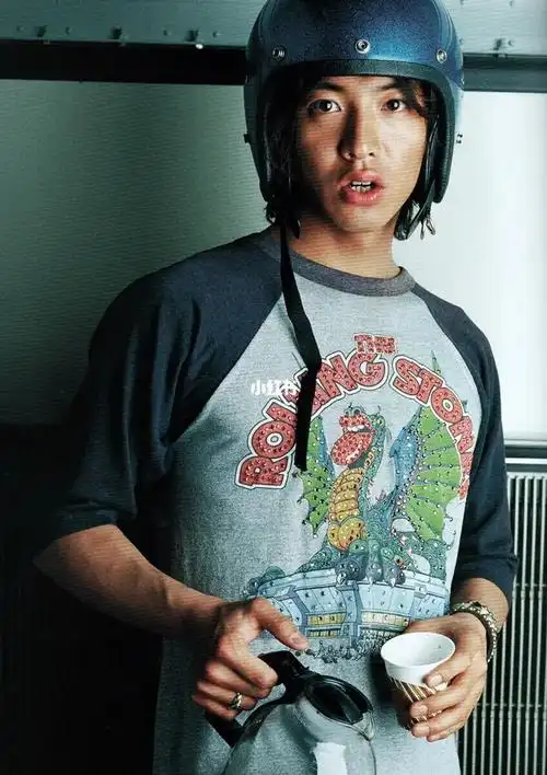 分享照片  #木村拓哉  #ootd  #头盔